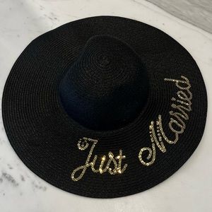 Francesca’s ‘Just Married’ Floppy Bach Hat